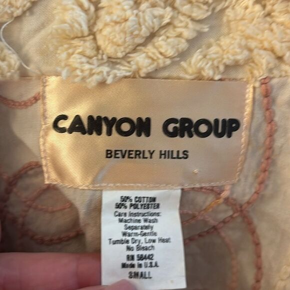 Canyon Group Elegant Cream and Pink Textured Women's Jacket, S - Picture 10 of 10